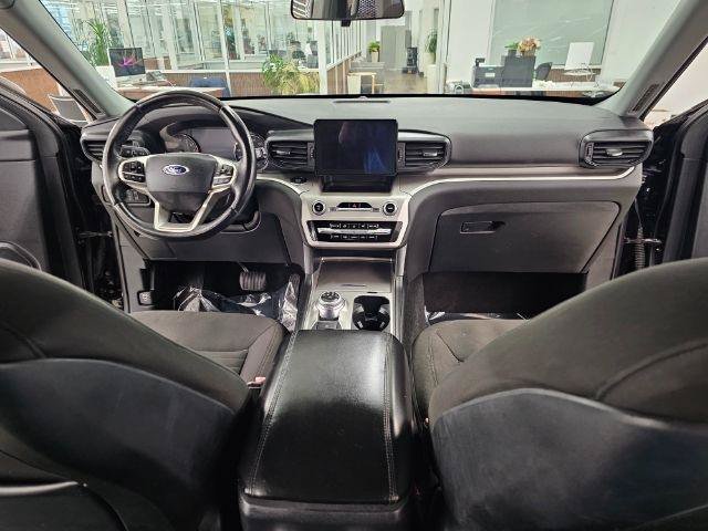 Used 2020 Ford Explorer XLT AWD/4WD image 17