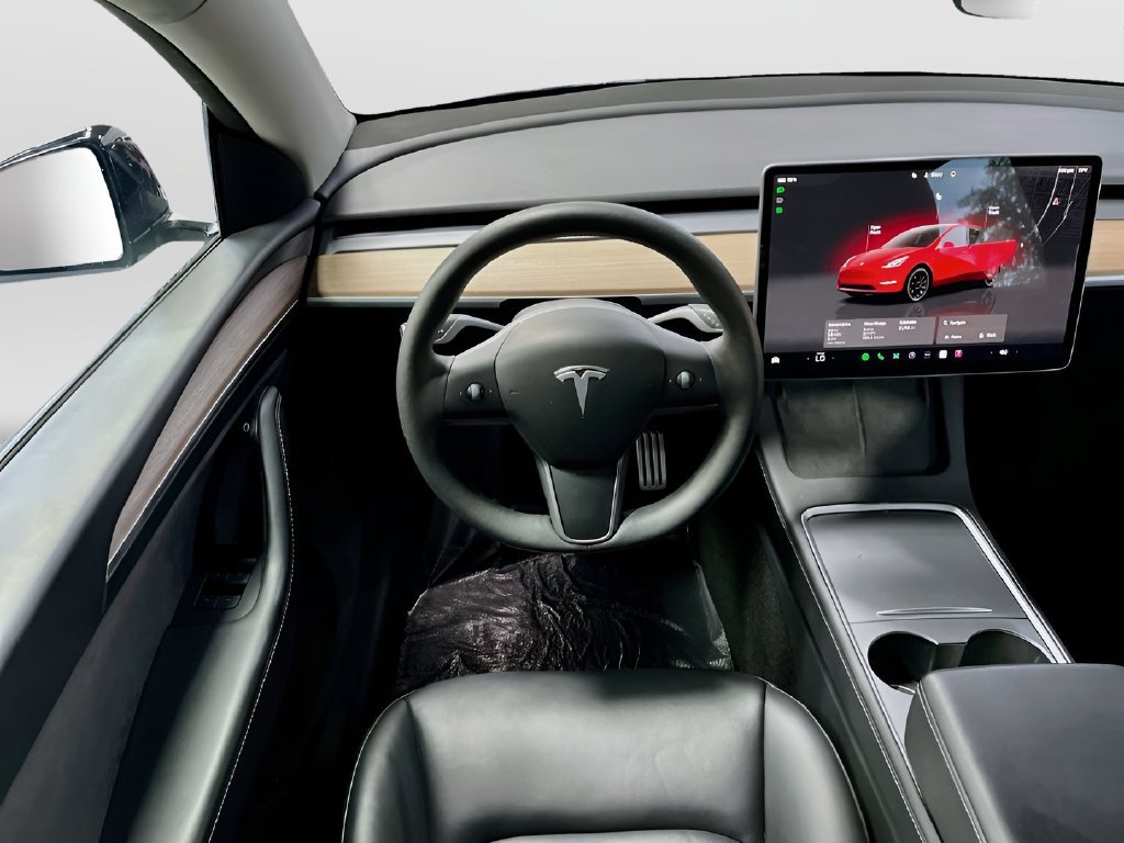 Used 2024 Tesla Model Y Performance AWD/4WD image 22