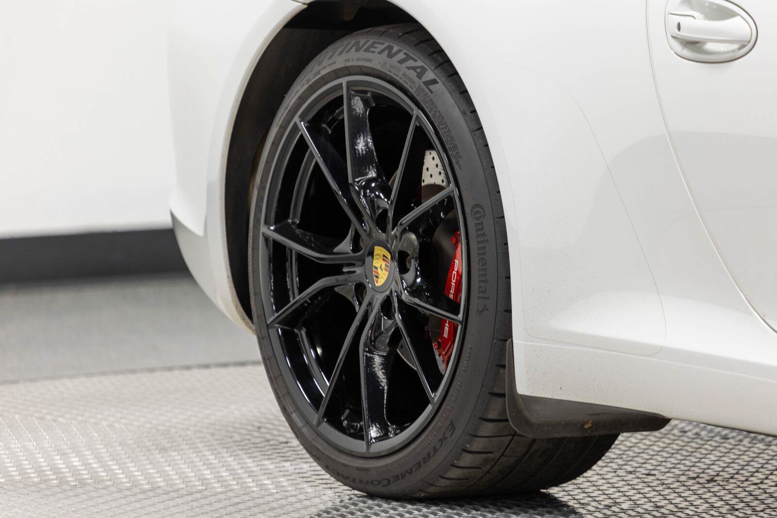 Used 2013 Porsche 911 Carrera RWD image 39
