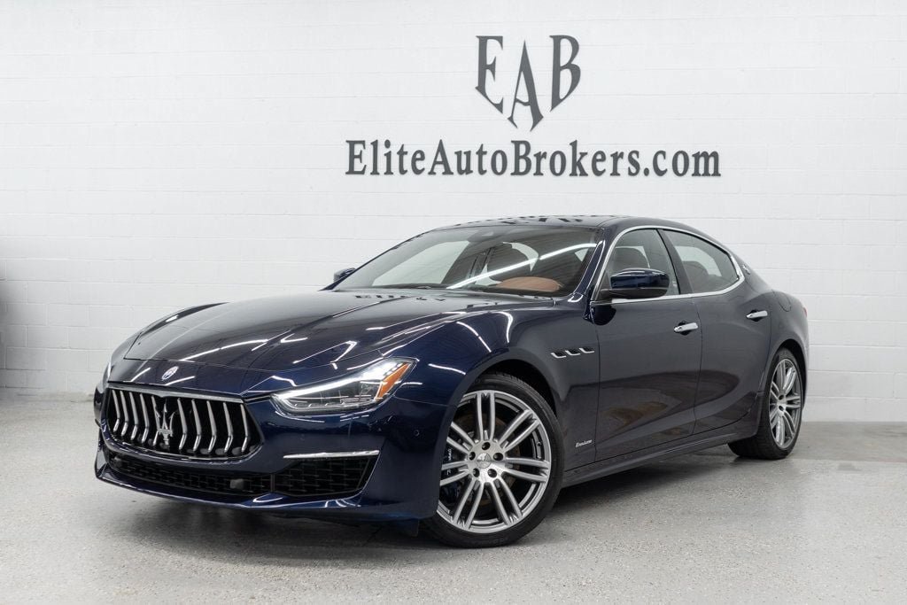 Used 2018 Maserati Ghibli S GranLusso RWD image 1