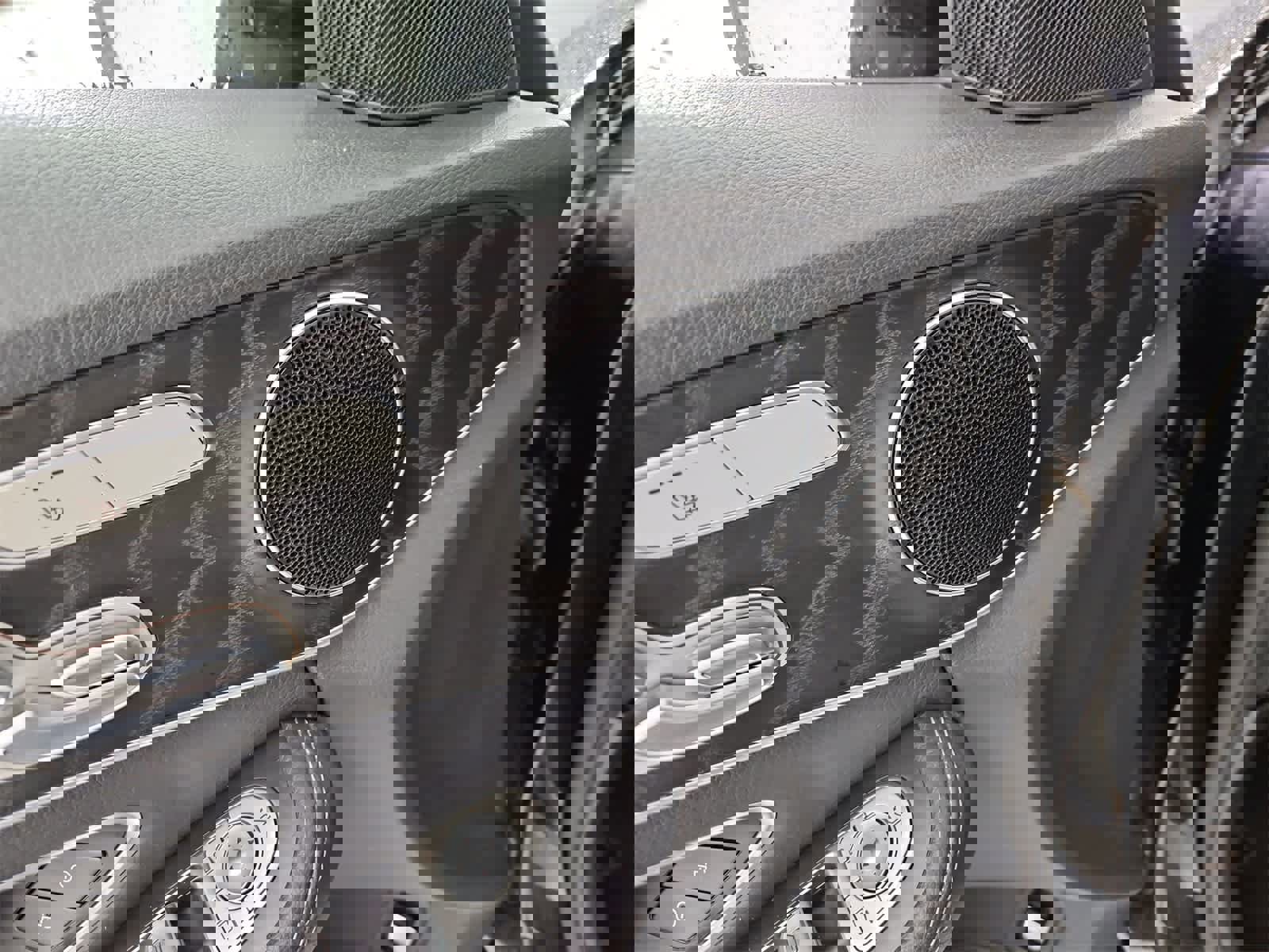 Used 2017 Mercedes-Benz C 300 Sedan image 32