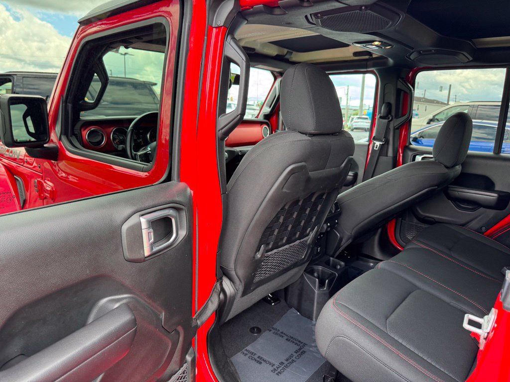 Used 2020 Jeep Wrangler Unlimited Rubicon w/ LED Lighting Group AWD/4WD image 37