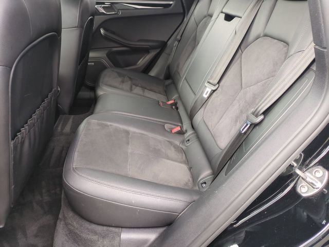 Used 2018 Porsche Macan image 15