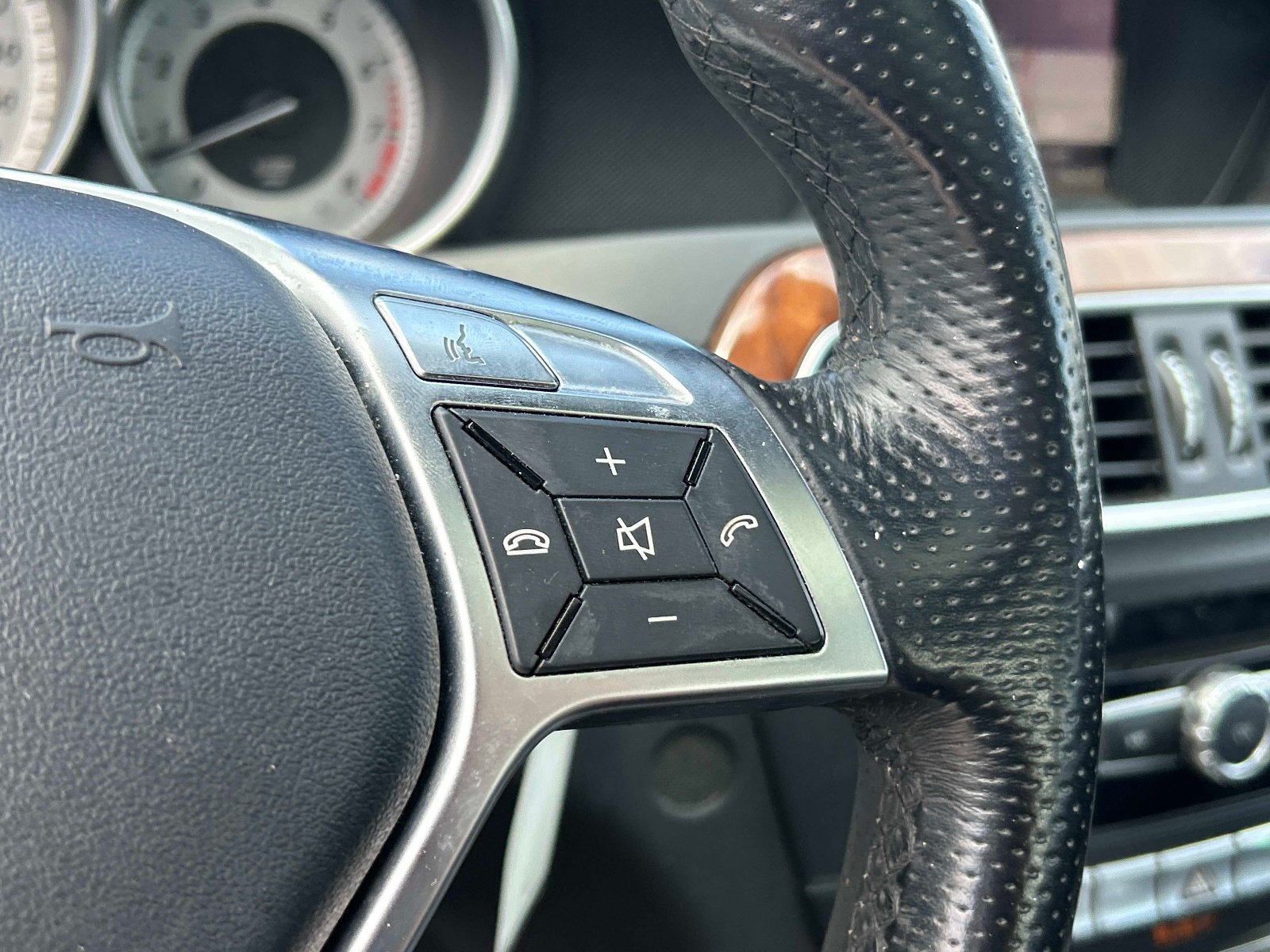 Used 2013 Mercedes-Benz C 300 4MATIC Sedan image 21