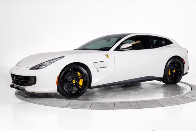 Used 2018 Ferrari GTC4Lusso AWD/4WD image 1