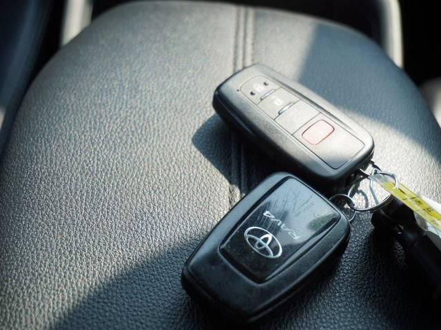 Used 2024 Toyota RAV4 XLE Premium w/ Weather Package AWD/4WD image 18