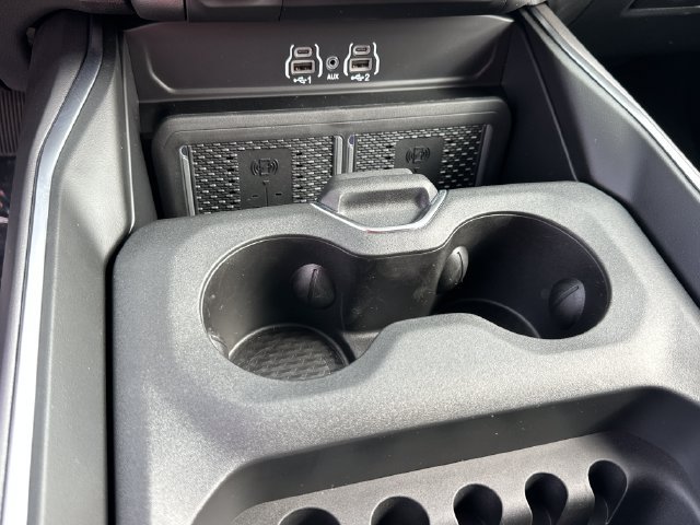 New 2027 RAM 2500 Big Horn AWD/4WD image 19