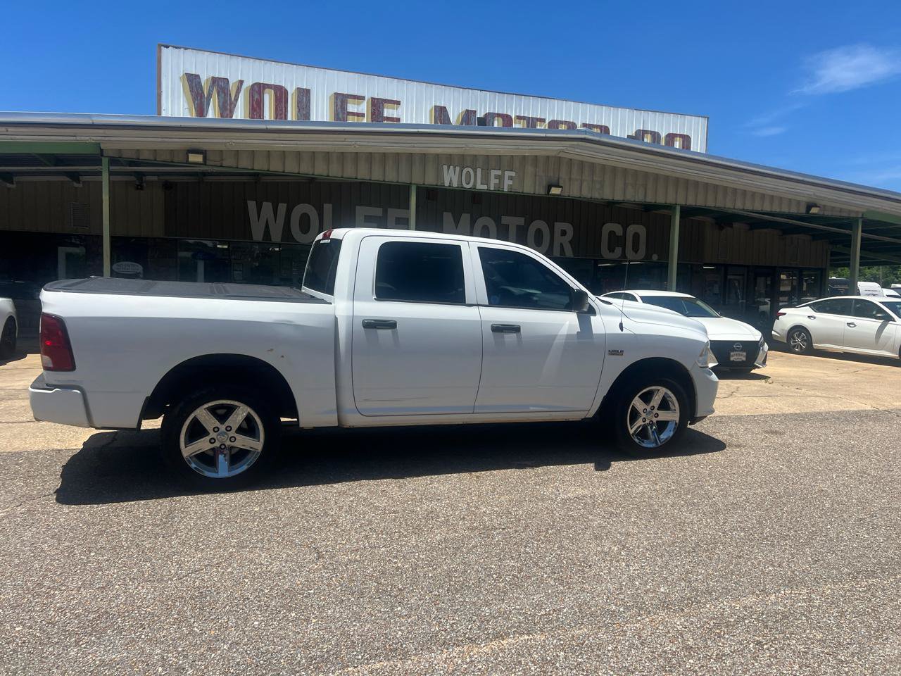 Used 2014 RAM 1500 Express AWD/4WD image 5