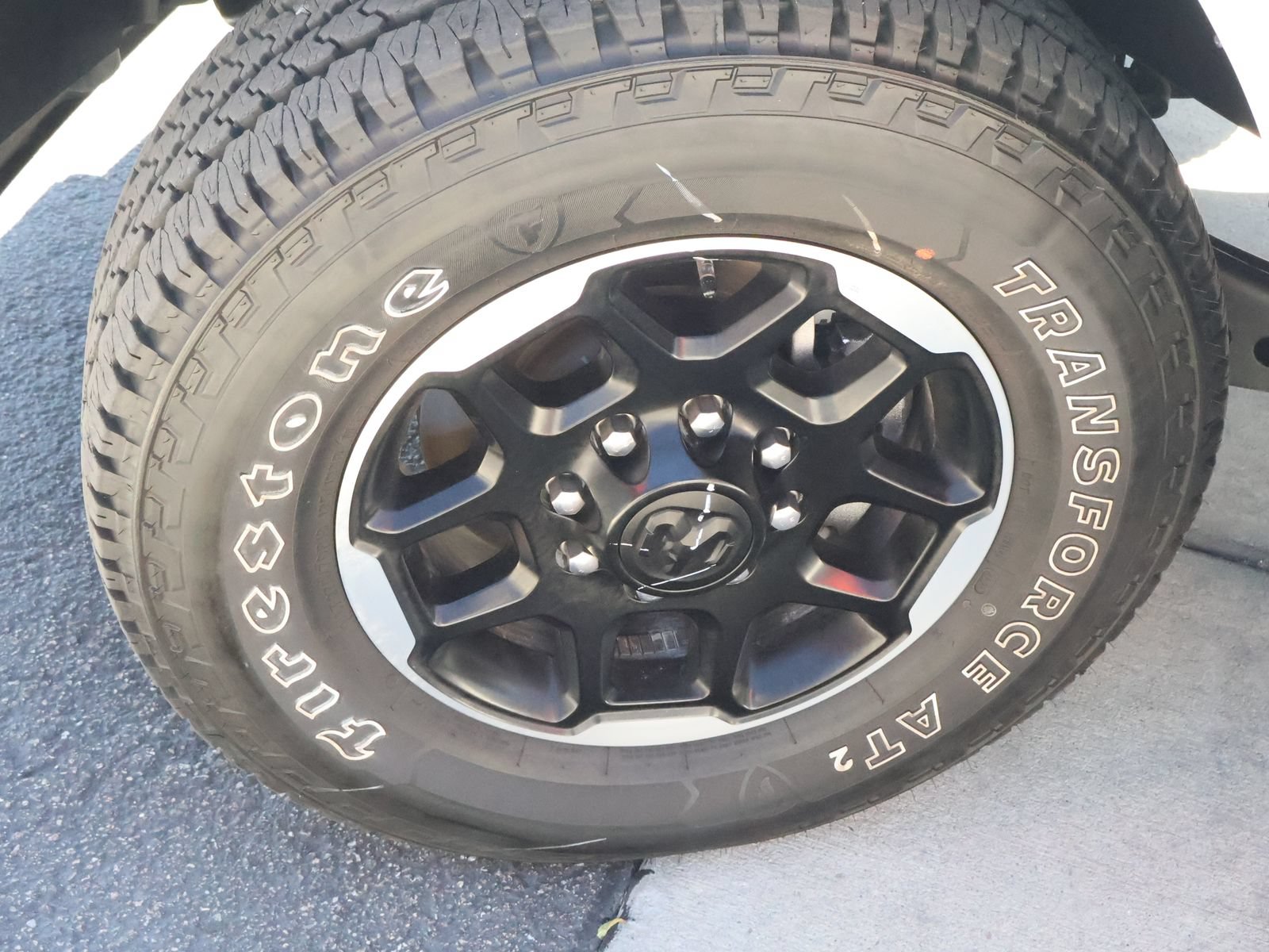 Used 2026 RAM 2500 Laramie AWD/4WD image 17