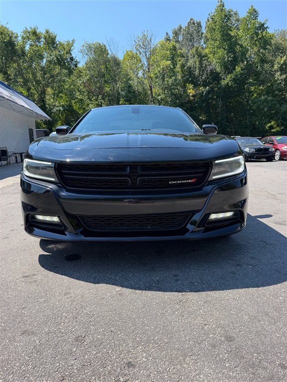 Used 2022 Dodge Charger SXT w/ Leather Interior Group RWD image 8