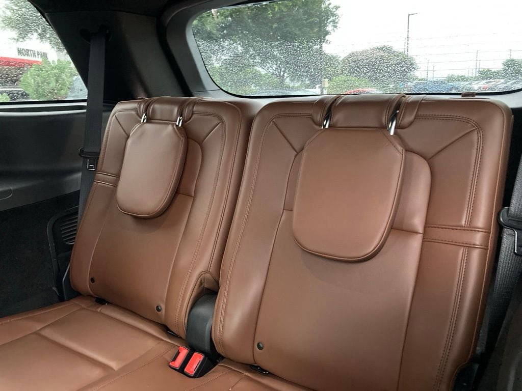 Used 2021 Lincoln Aviator Reserve w/ Elements Package Plus RWD image 12