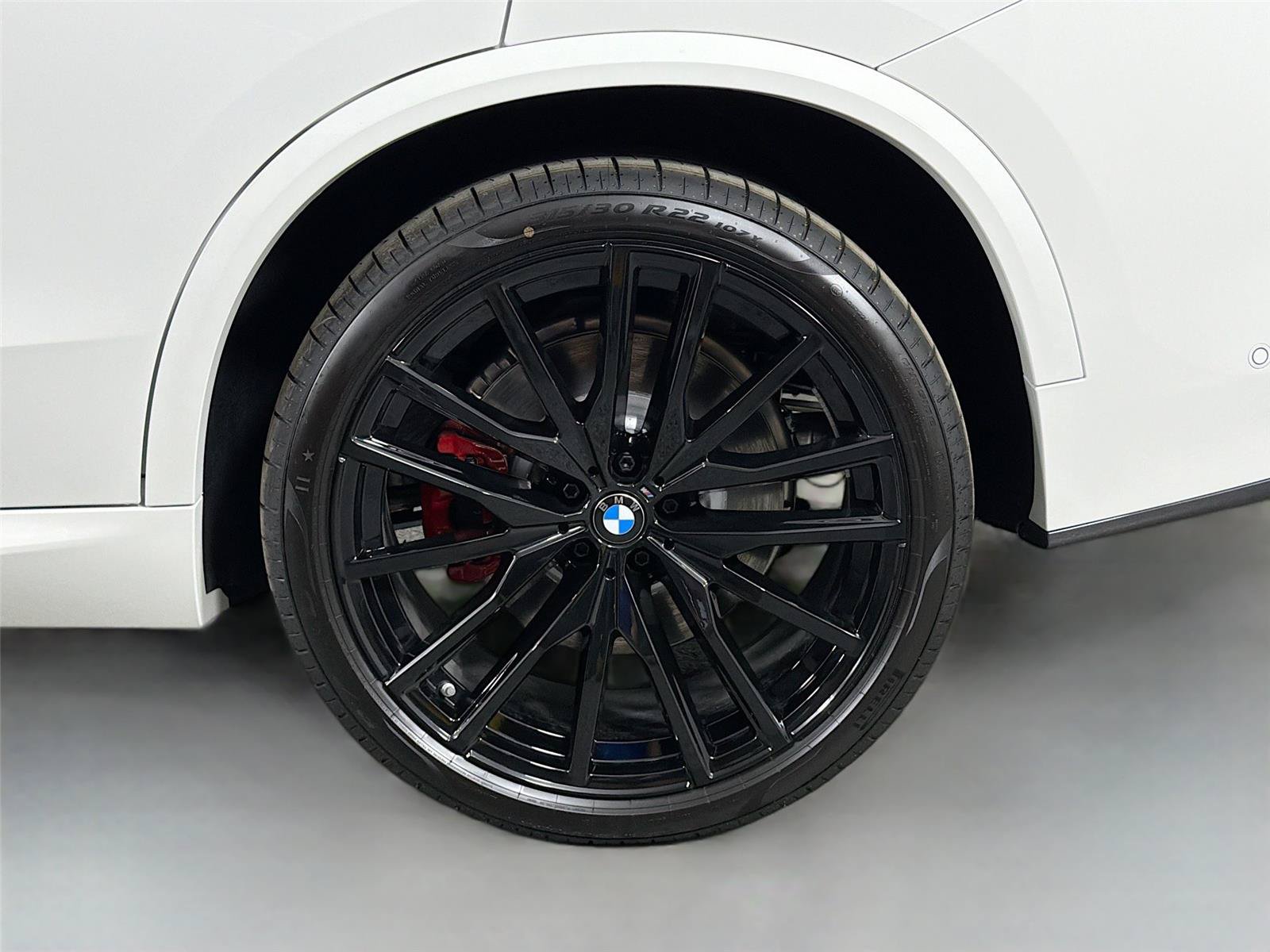 New 2026 BMW X5 M60i w/ Climate Comfort Package AWD/4WD image 62