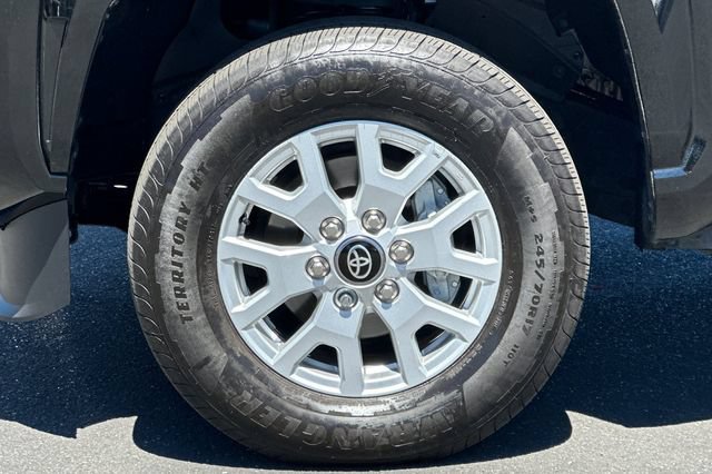 Used 2025 Toyota Tacoma SR5 RWD image 28