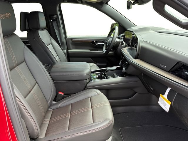New 2026 Chevrolet Suburban High Country AWD/4WD image 13