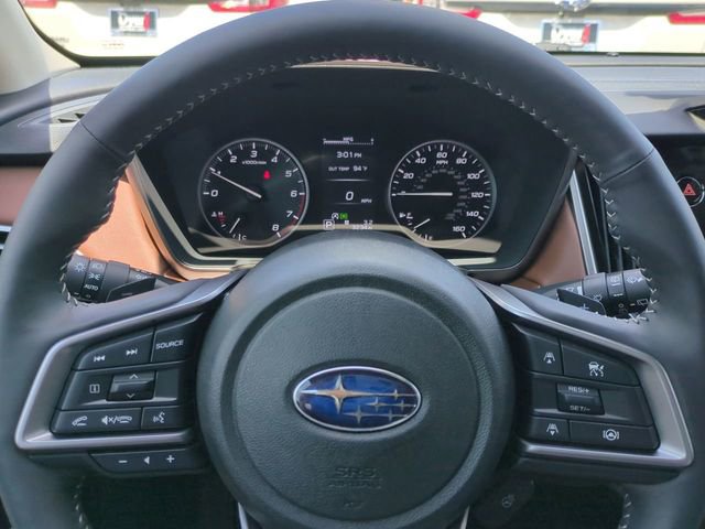 Used 2025 Subaru Outback Touring AWD/4WD image 32