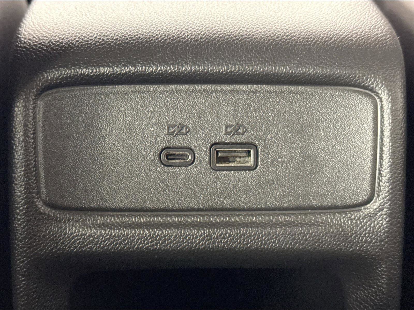 Used 2024 Chevrolet Trax LT w/ Driver Confidence Package FWD image 47