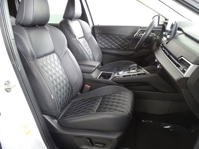 Used 2022 Mitsubishi Outlander SEL image 14