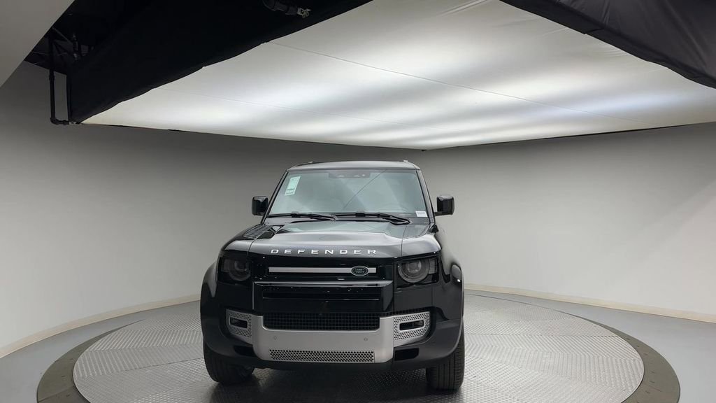 Certified 2024 Land Rover Defender 110 S AWD/4WD image 3