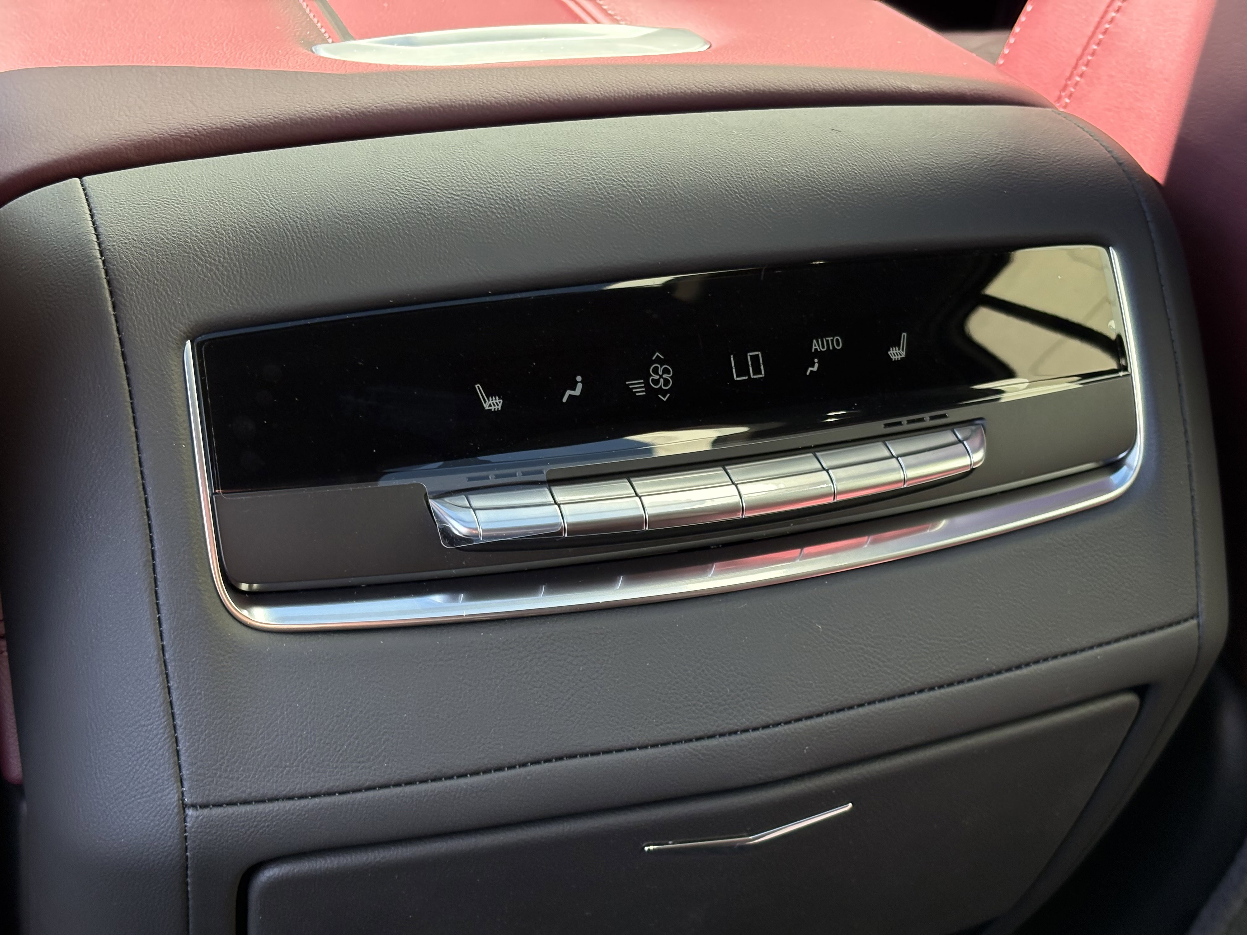 New 2026 Cadillac Escalade Luxury image 15