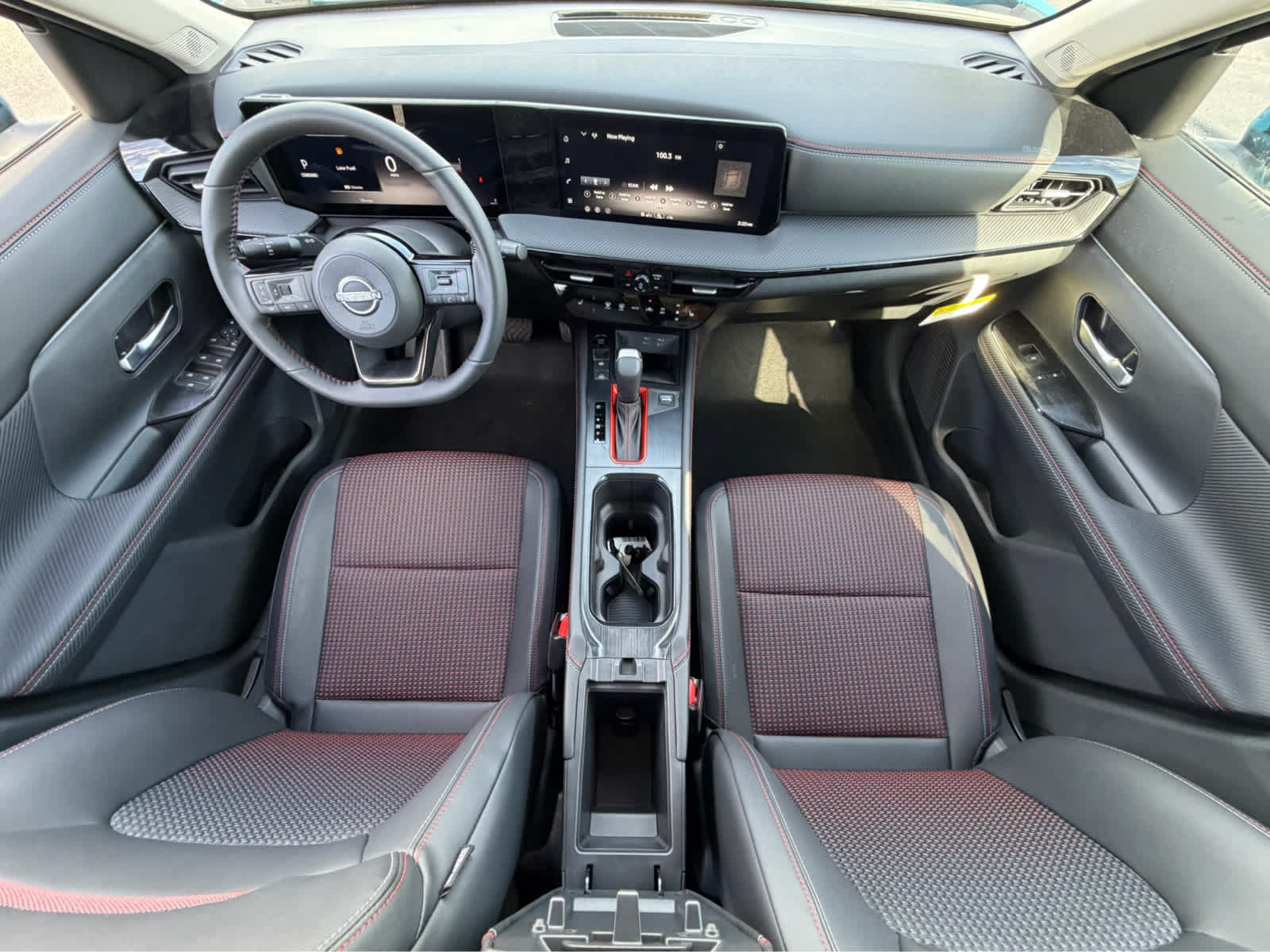 New 2027 Nissan Kicks SR w/ SR Premium Package AWD/4WD image 17