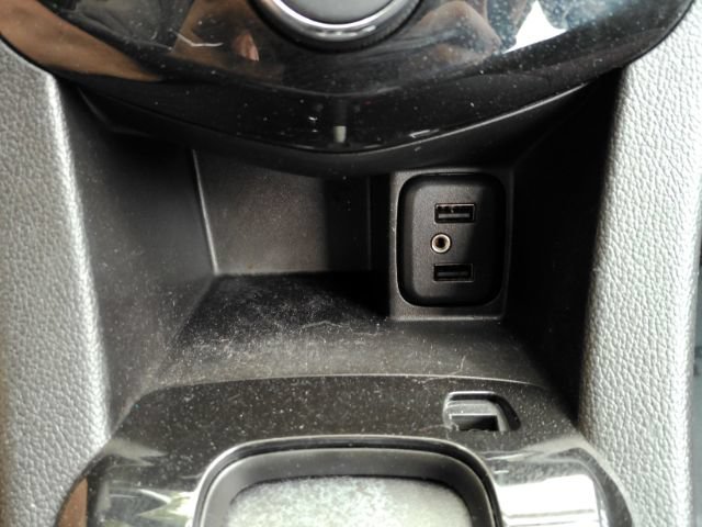 Used 2017 Chevrolet Sonic LT w/ Convenience Package FWD image 40