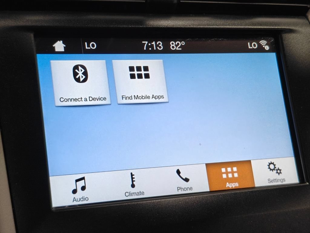 Used 2018 Ford Fusion SE w/ Fusion SE Technology Package FWD image 35
