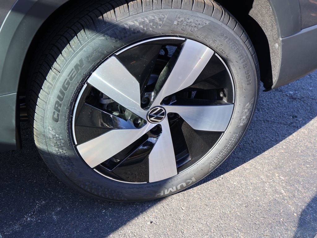 New 2026 Volkswagen Taos S image 44