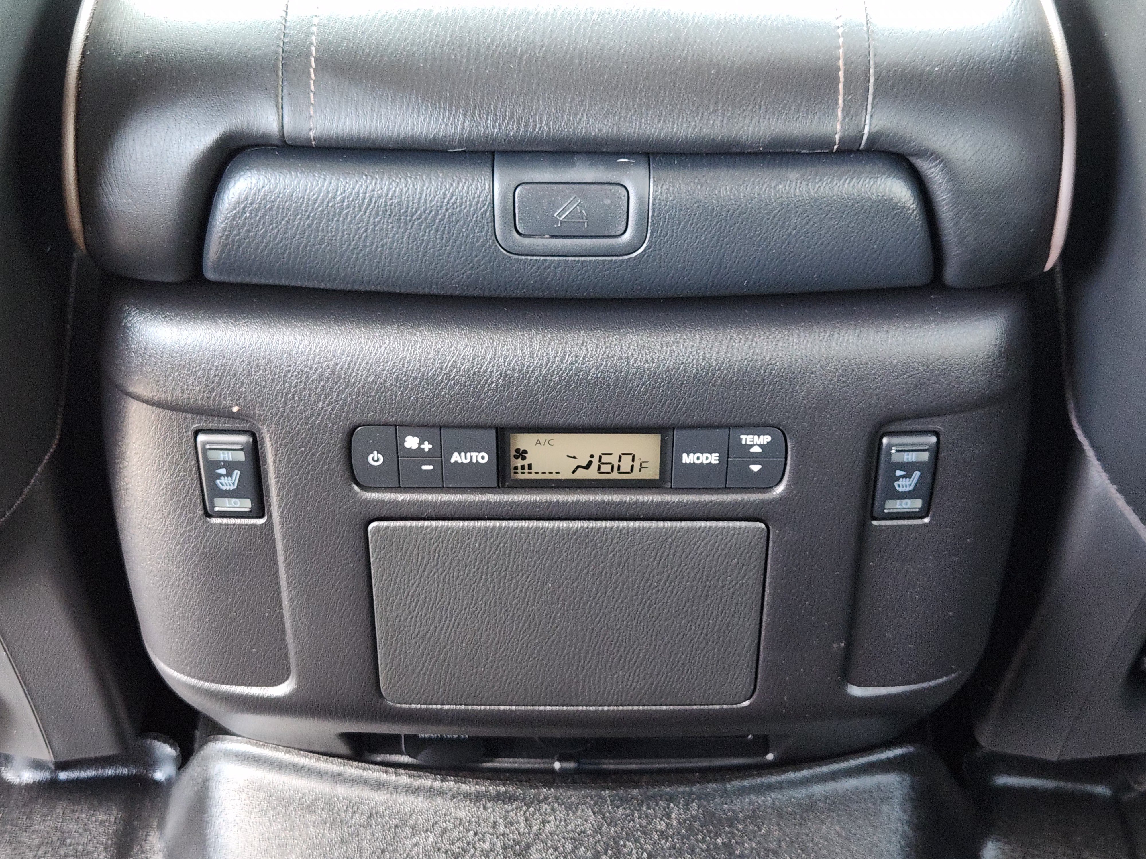 Used 2024 Nissan Armada Platinum w/ Captain's Chairs Package AWD/4WD image 31