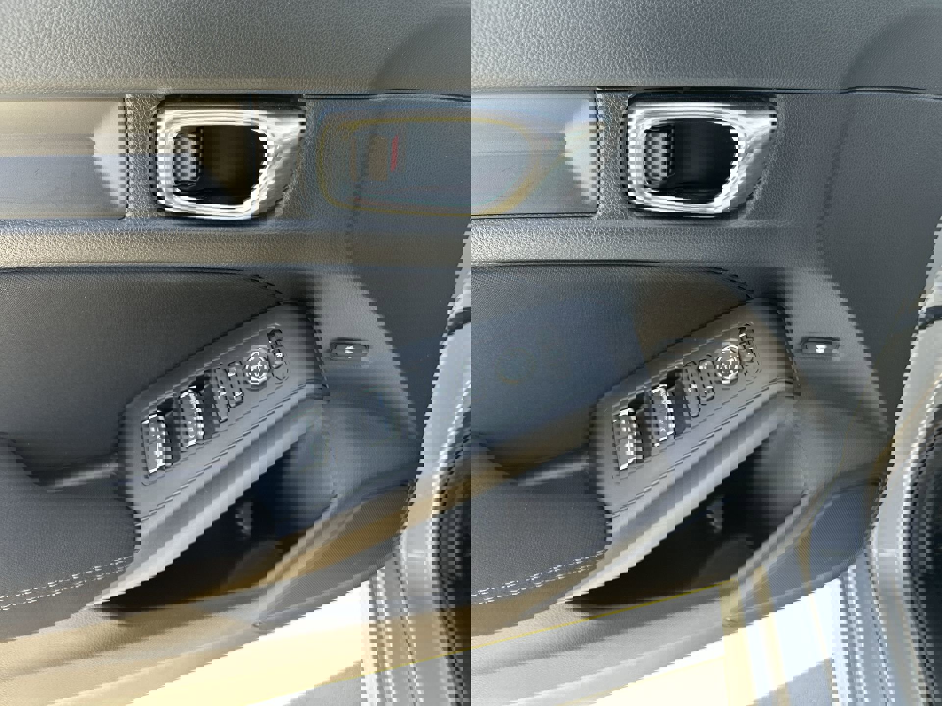 Certified 2025 Honda Civic Sport image 15