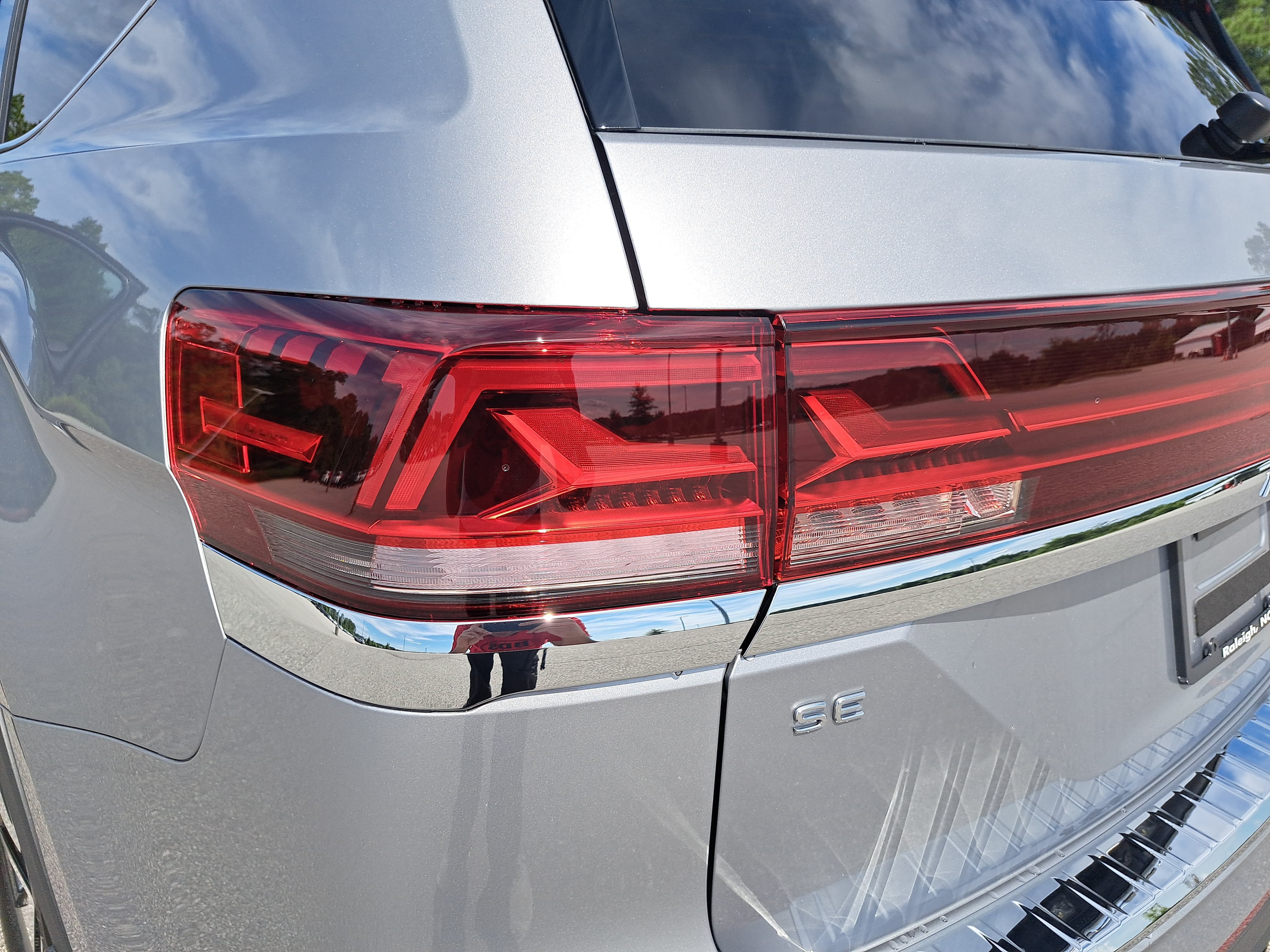 New 2026 Volkswagen Atlas SE FWD image 33