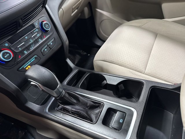 Used 2019 Ford Escape SE image 18