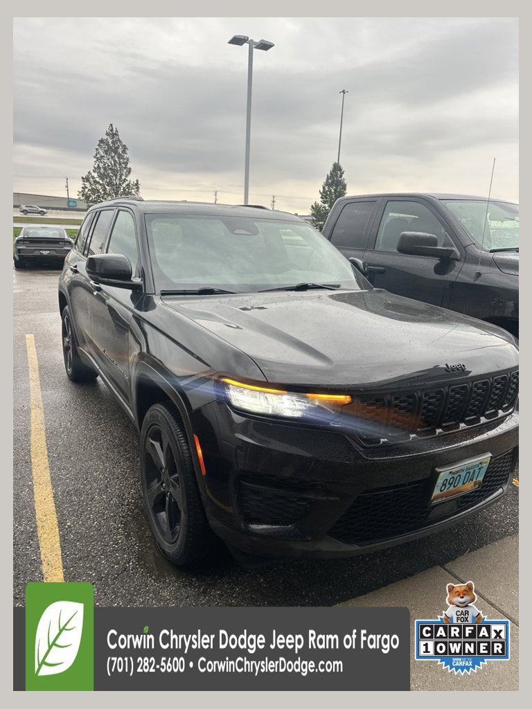 Used 2023 Jeep Grand Cherokee Altitude