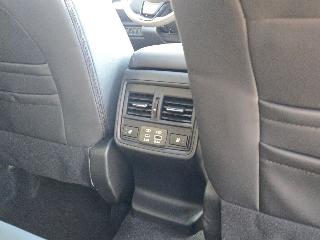 New 2026 Subaru Outback Limited XT AWD/4WD image 11