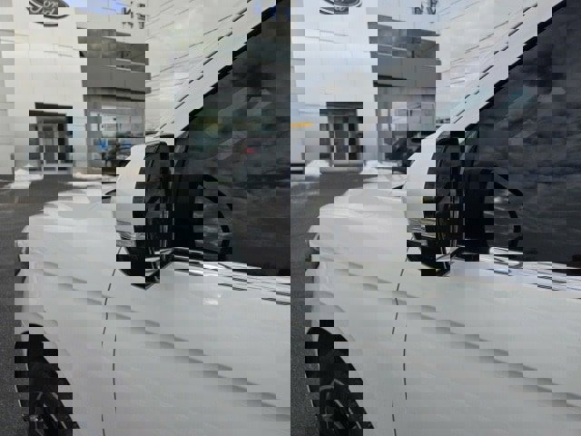 Used 2024 Ford Expedition Limited image 13