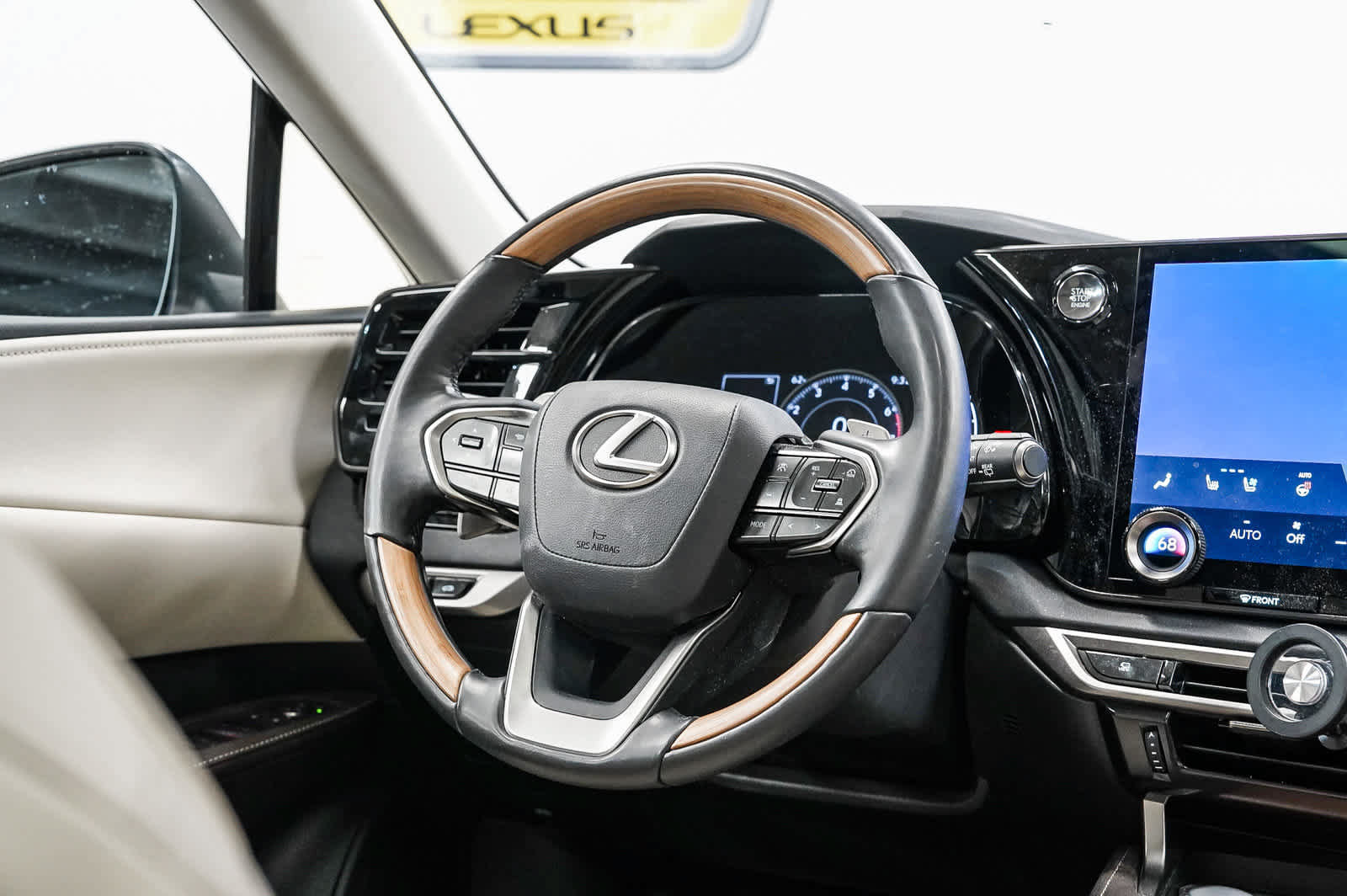 Used 2024 Lexus RX 350 Premium Plus w/ Accessory Package (Z1) FWD image 15