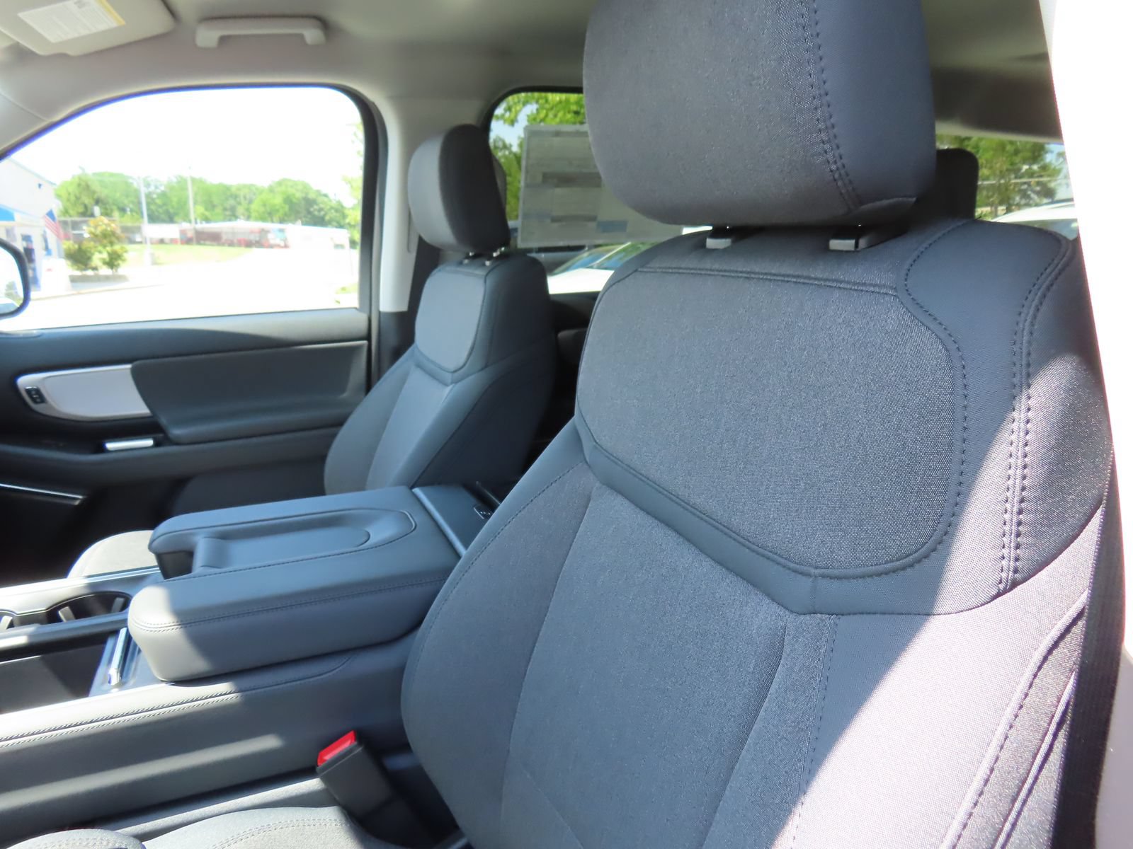 New 2026 Ford Expedition Active AWD/4WD image 17
