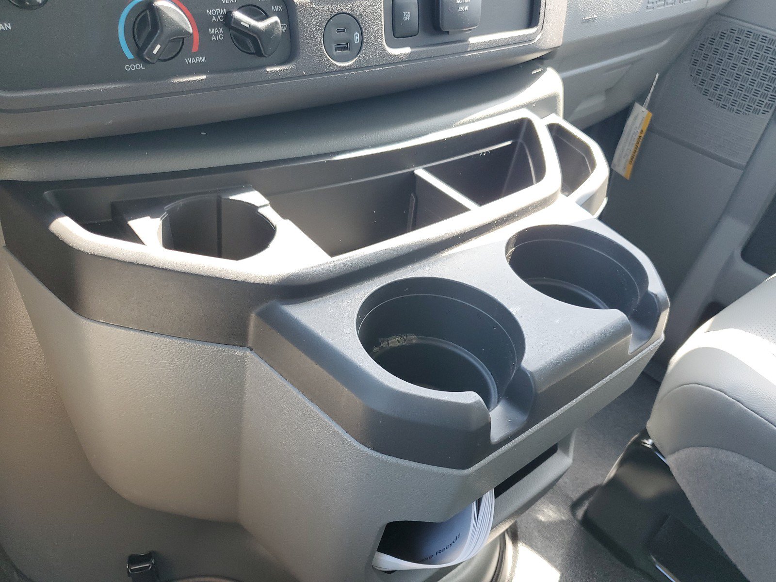 New 2025 Ford E-350 and Econoline 350 Super Duty w/ Power Equipment Group RWD image 21