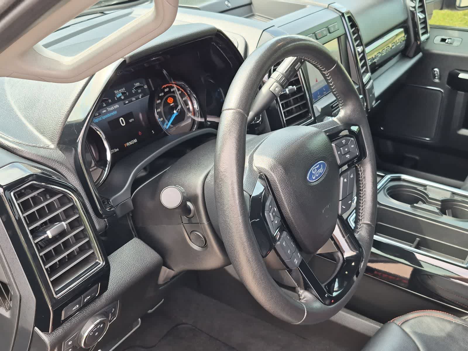 Used 2021 Ford F250 Lariat w/ Lariat Ultimate Package AWD/4WD image 10
