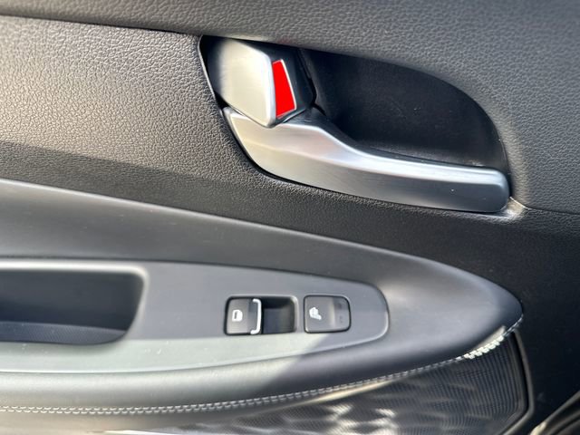 Used 2021 Hyundai Santa Fe Limited FWD image 18