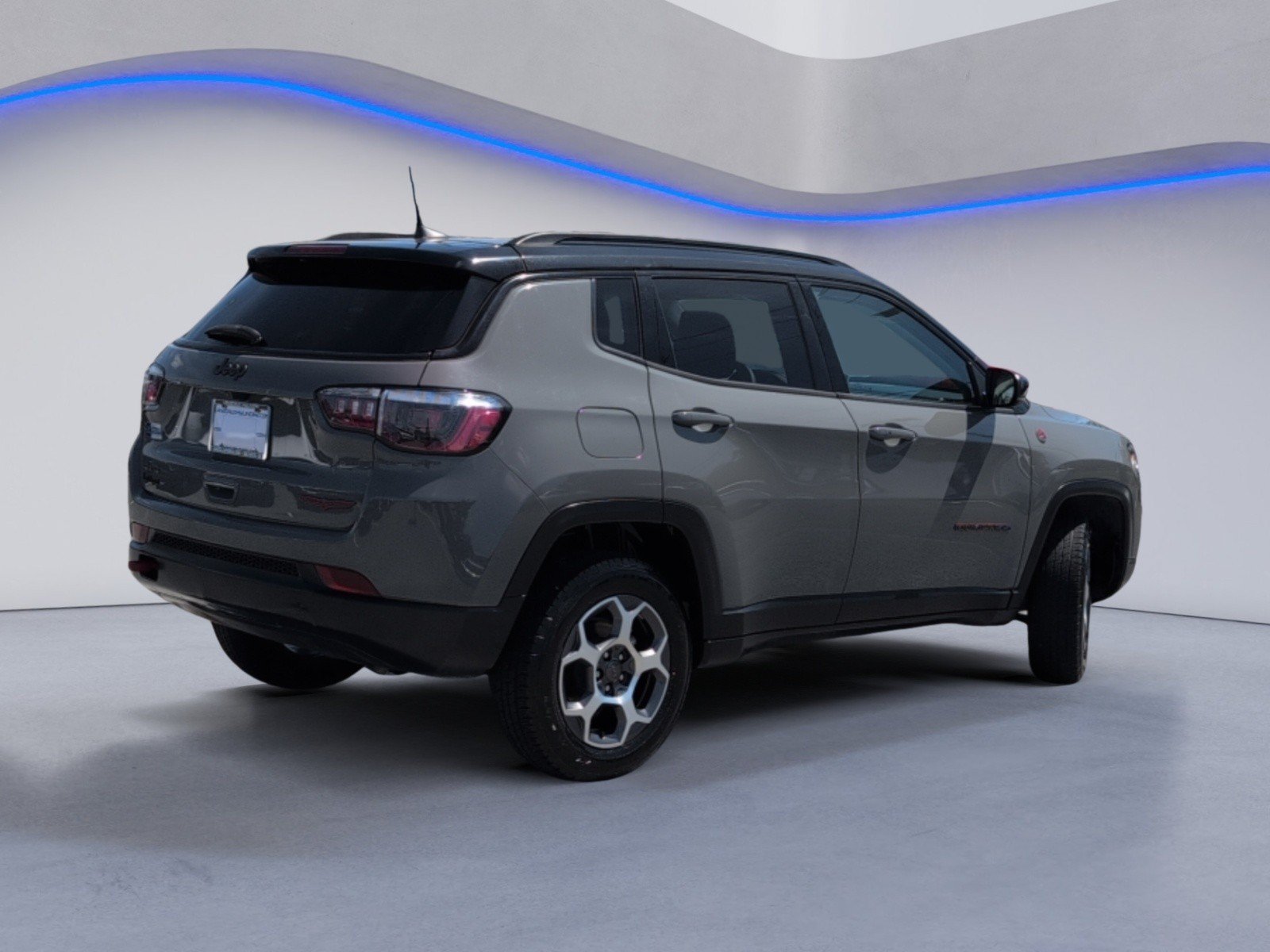 Used 2022 Jeep Compass Trailhawk w/ Sun and Sound Group AWD/4WD image 4
