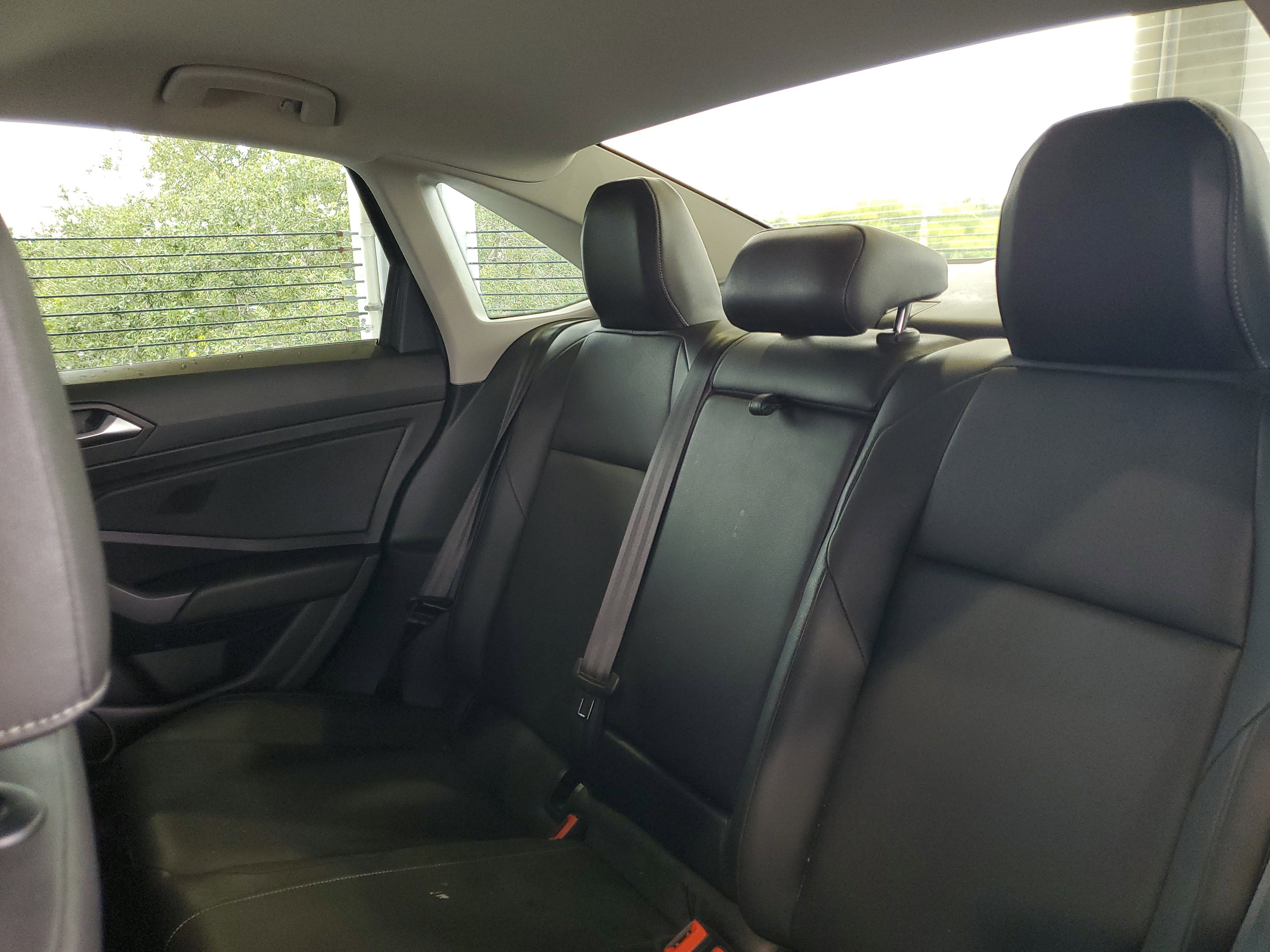 Used 2019 Volkswagen Jetta SE FWD image 8