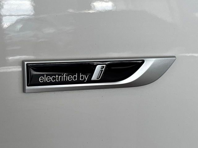 Used 2023 BMW 330e xDrive w/ Driving Assistance Package image 13