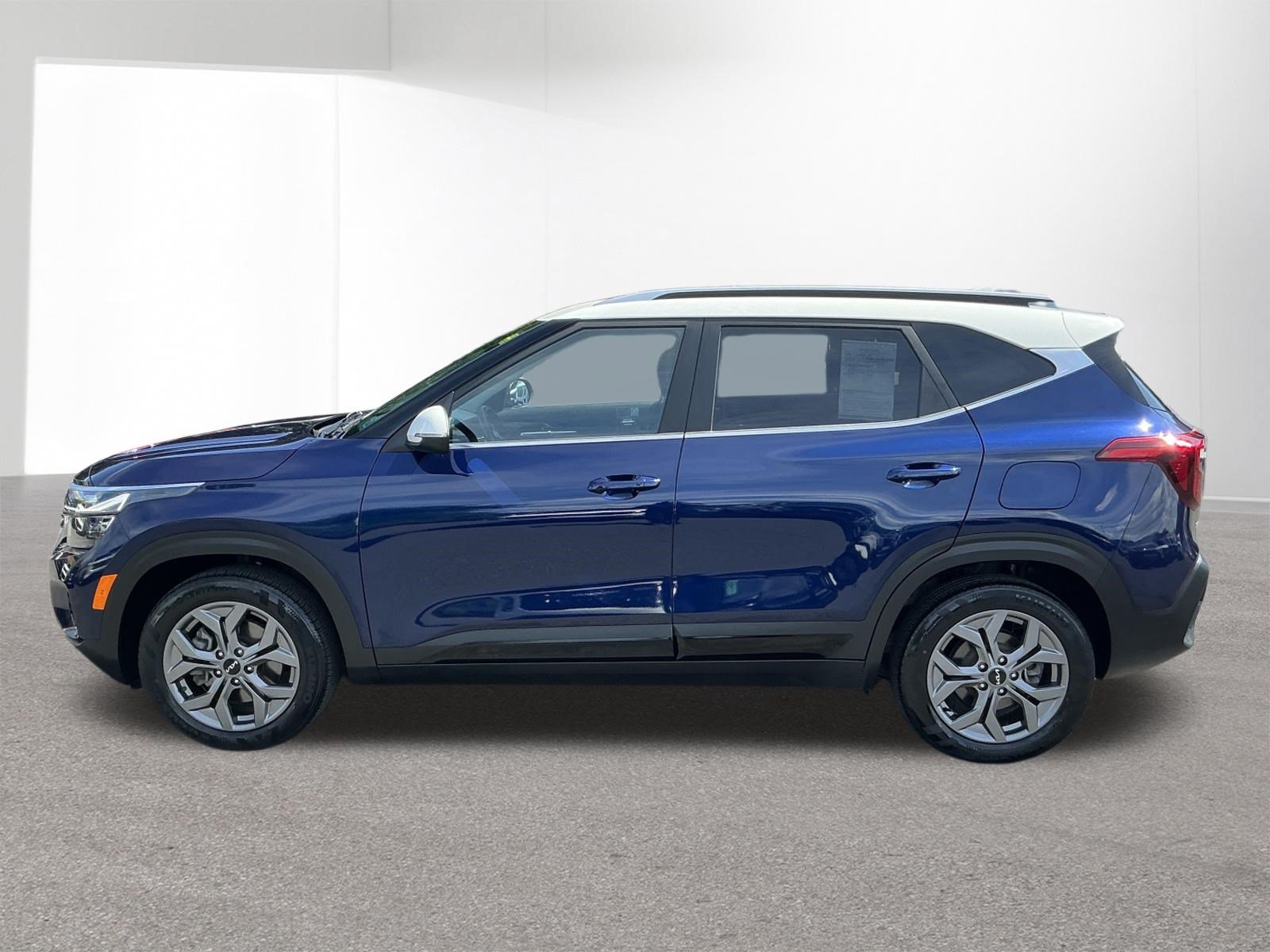 Certified 2024 Kia Seltos S AWD/4WD image 6