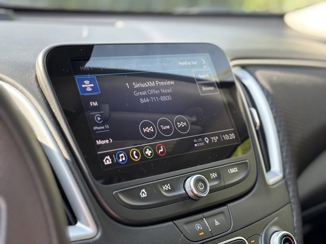 Used 2023 Chevrolet Malibu LT image 12