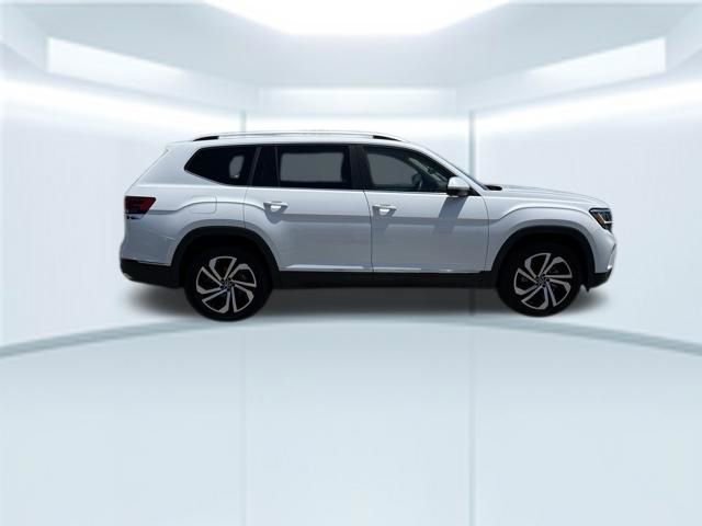 Used 2023 Volkswagen Atlas SEL AWD/4WD image 7