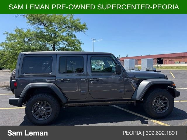 Used 2026 Jeep Wrangler Unlimited Sport AWD/4WD image 4