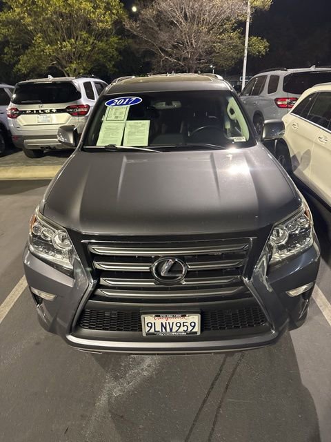 Used 2017 Lexus GX 460 w/ Navigation Package image 2