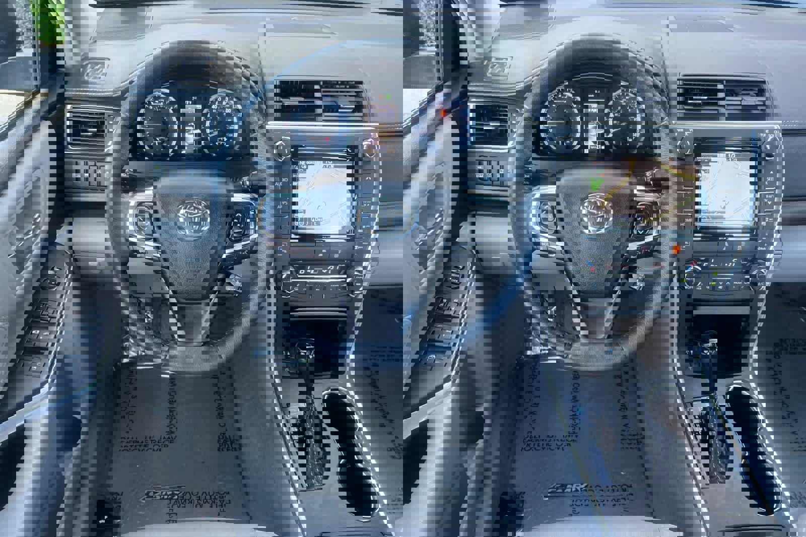 Used 2017 Toyota Camry XLE image 15