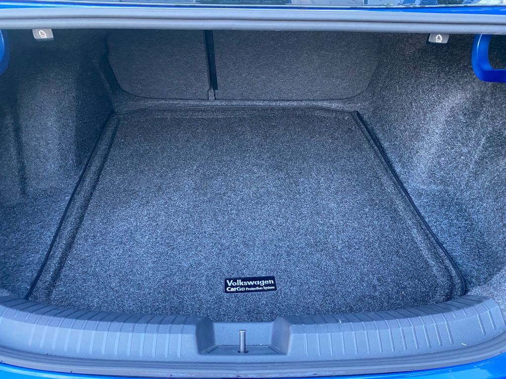 Used 2024 Volkswagen Jetta SEL image 11