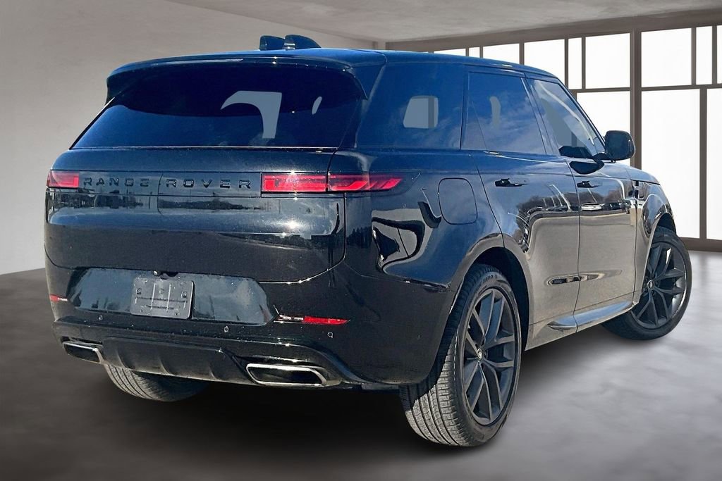 Used 2024 Land Rover Range Rover Sport Dynamic SE image 2